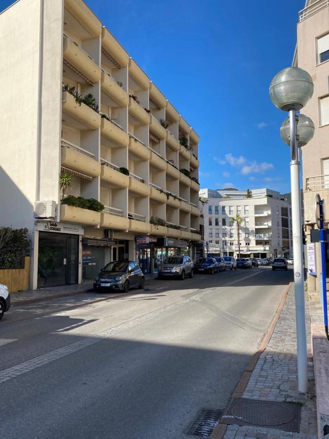 Le Diatomee - Rue Du Port Apartment Cavalaire-sur-Mer Bagian luar foto