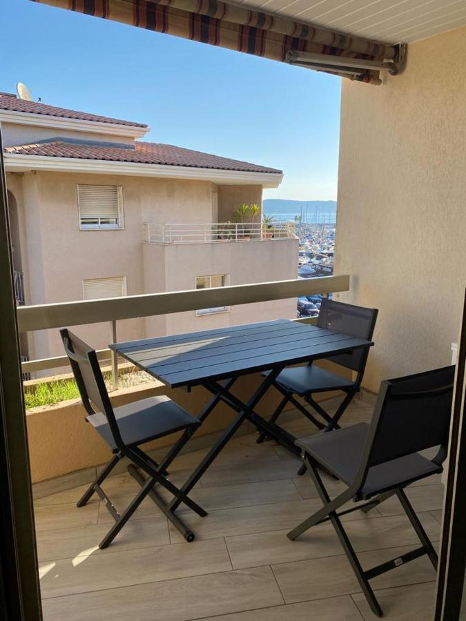 Le Diatomee - Rue Du Port Apartment Cavalaire-sur-Mer Bagian luar foto
